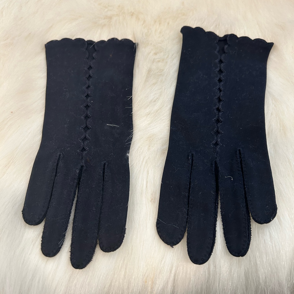 Vintage Crescendoe Vintage Gloves
